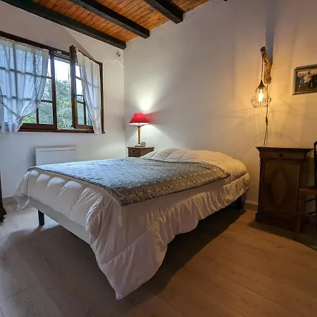 Casa de Férias Maison De Campagne Proche Riviere *